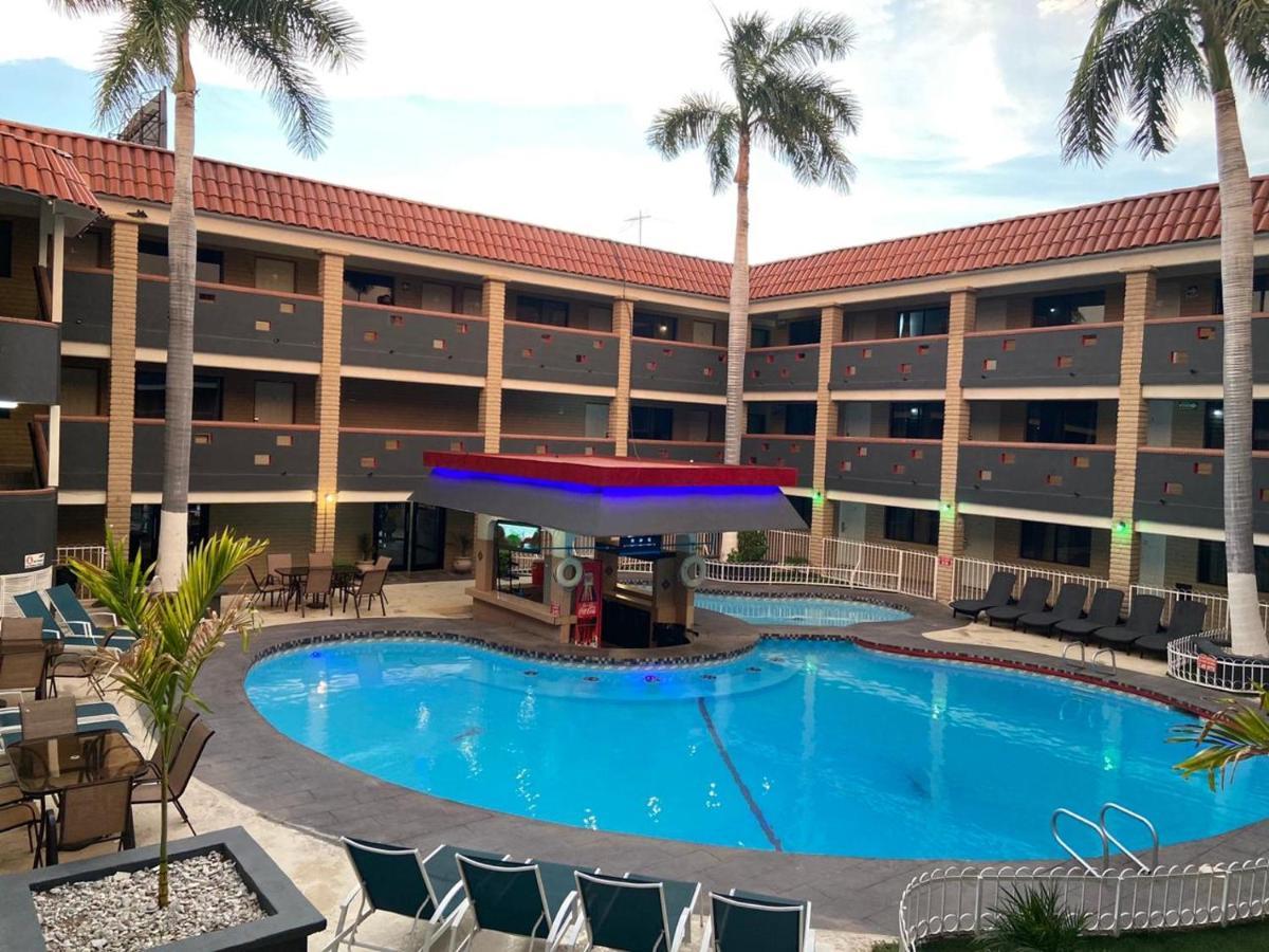 Hotel La Finca Hermosillo Kültér fotó
